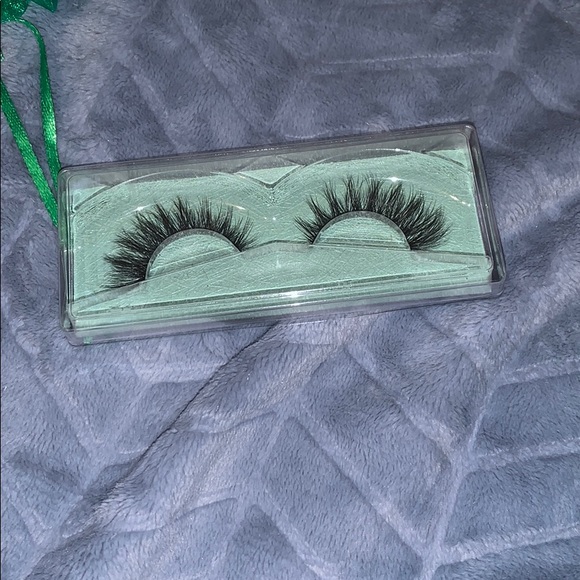 (1 LEFT)Sweetie-pie💋 false eyelashes - Picture 8 of 8